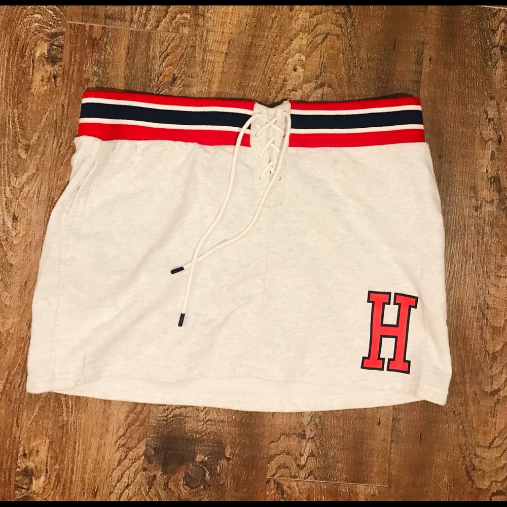 Tommy Hilfiger Women’s Skirt Sz L